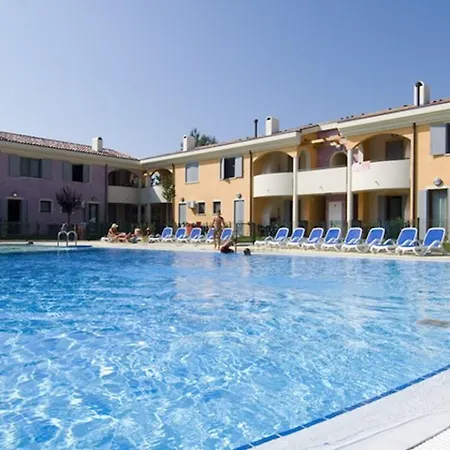 Bright With Private Garden *