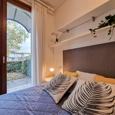 Appartement Bright With Private Garden Bibione