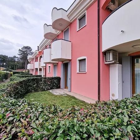 Bright With Private Garden * Bibione