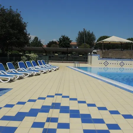 Bright With Private Garden * Bibione