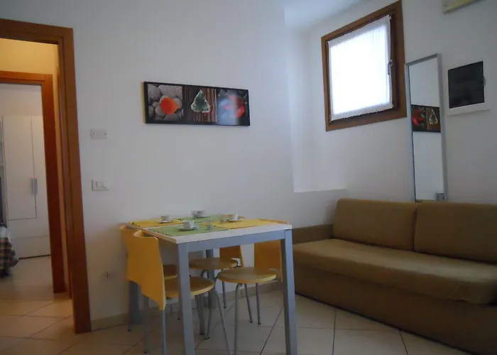 Apartamento Bright With Private Garden