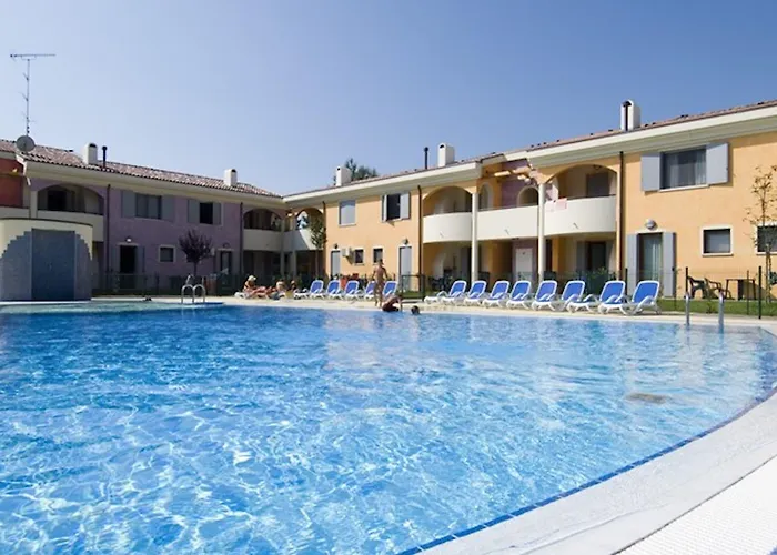 Bright With Private Garden *