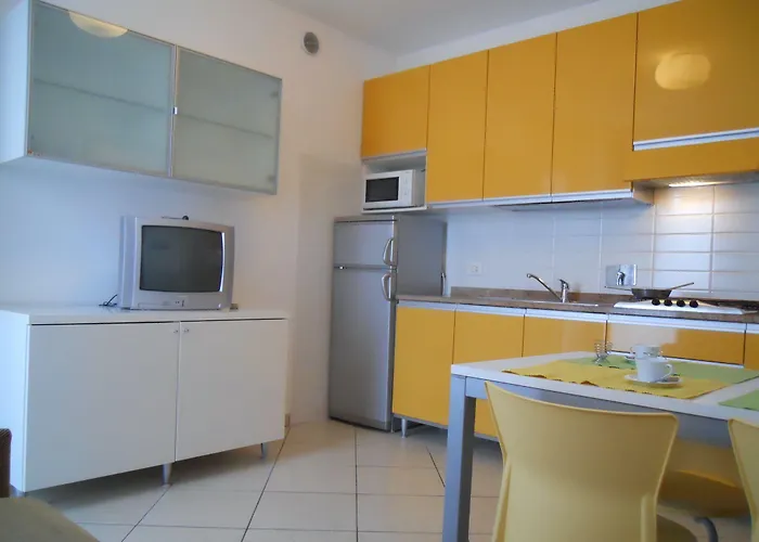 Bright With Private Garden Apartamento Bibione